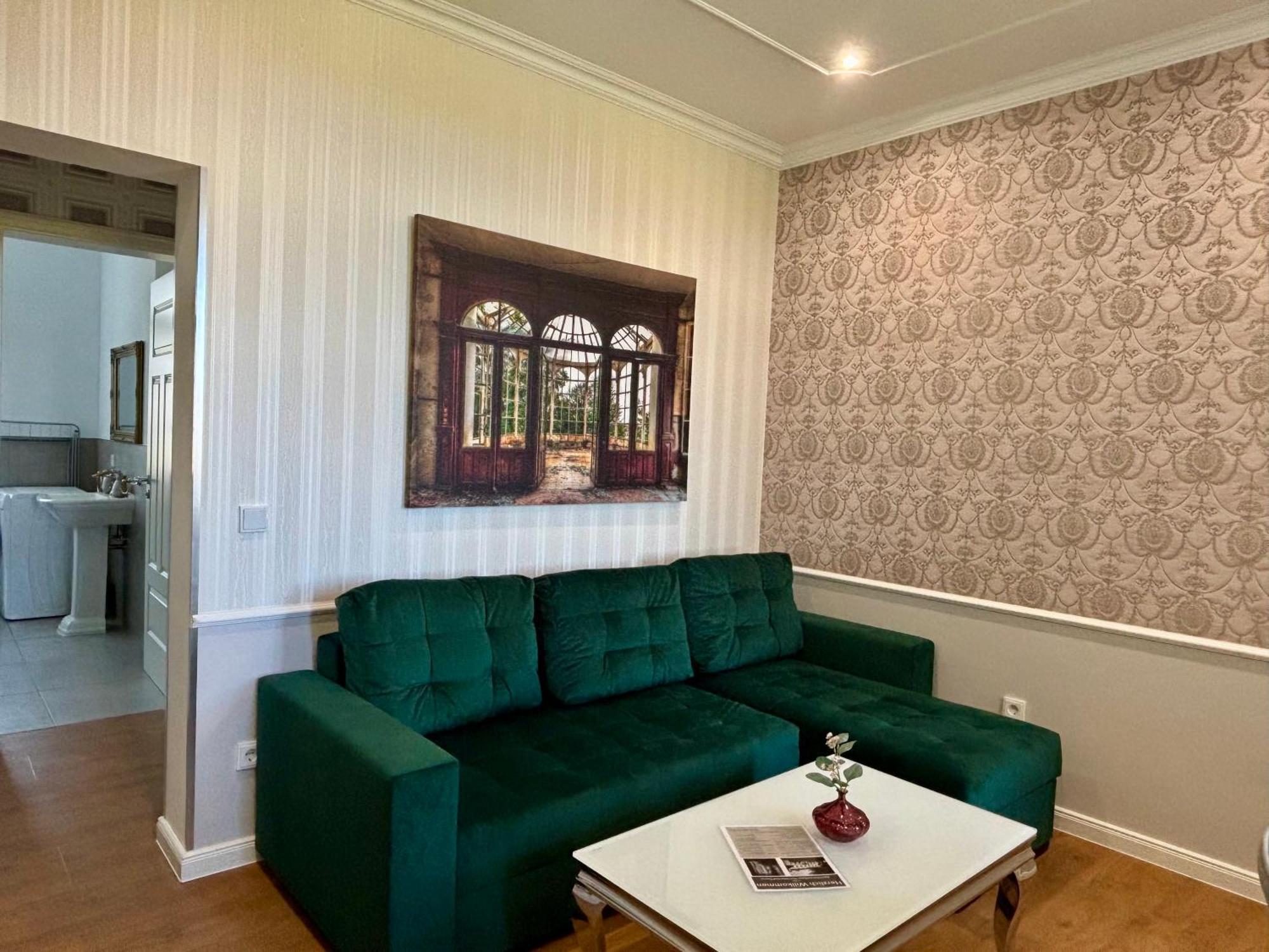 Herrenhaus-Henriettenhof เกรอมิทซ์ ภายนอก รูปภาพ